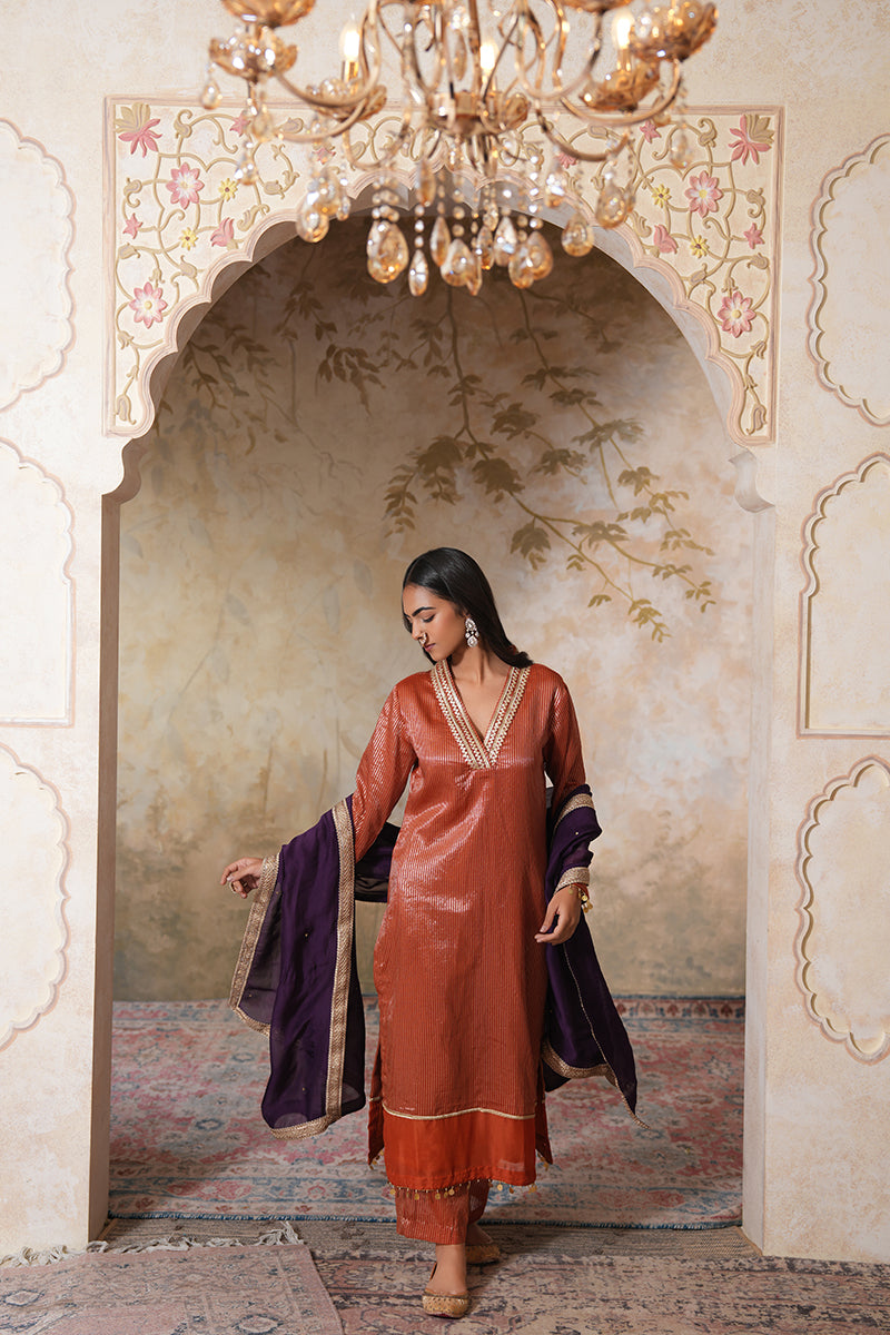 Zangi Gota Kurta Set With Dupatta