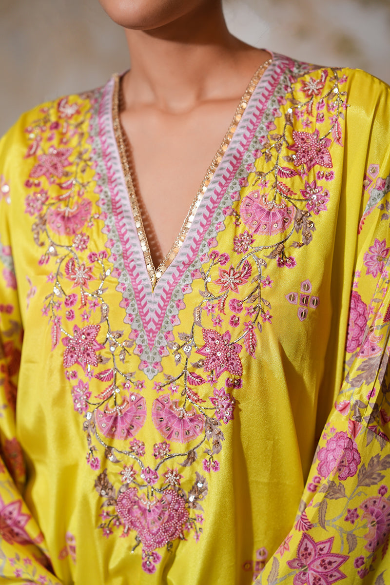 Nargis Naayab Kaftan Set