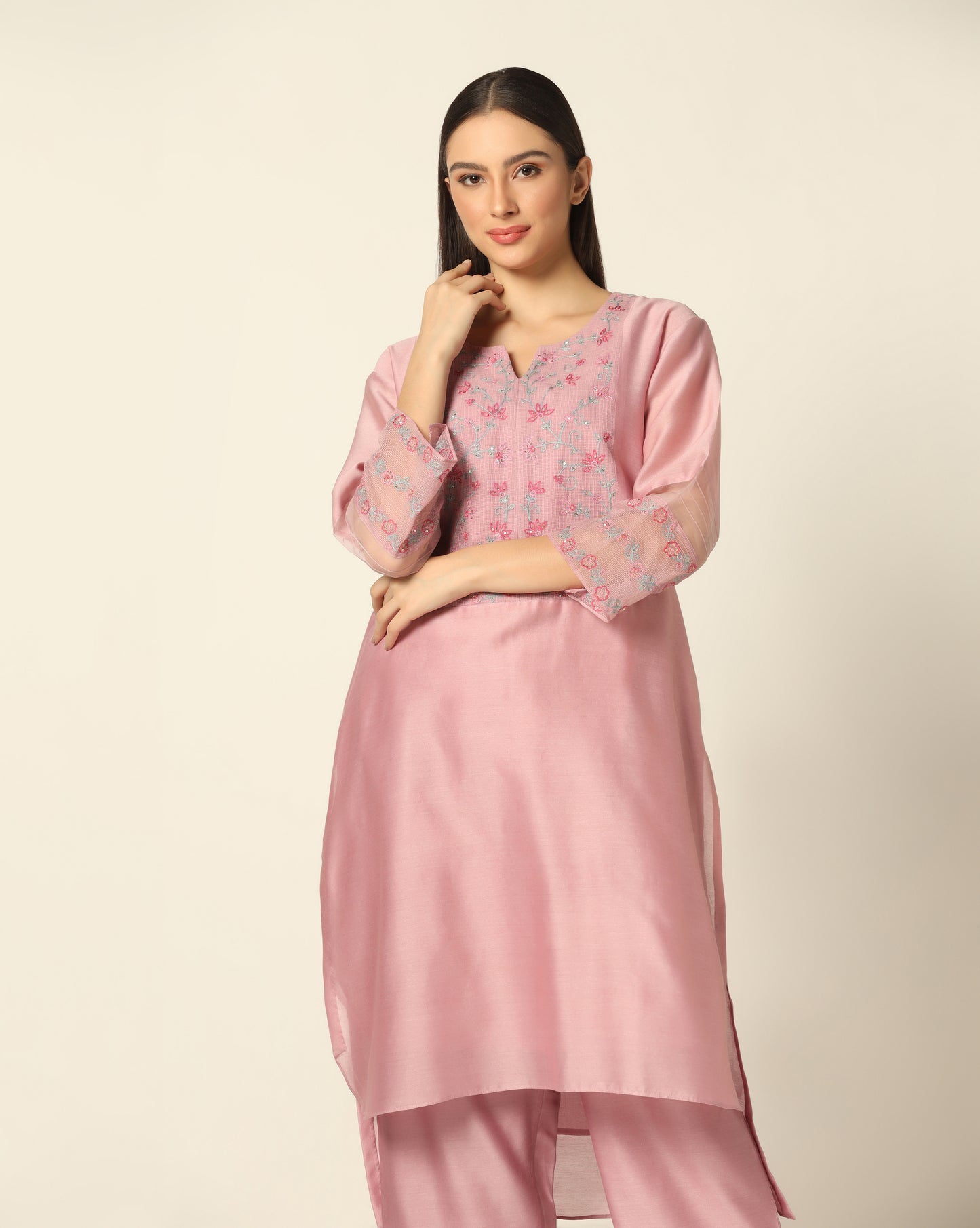 Noor Eight