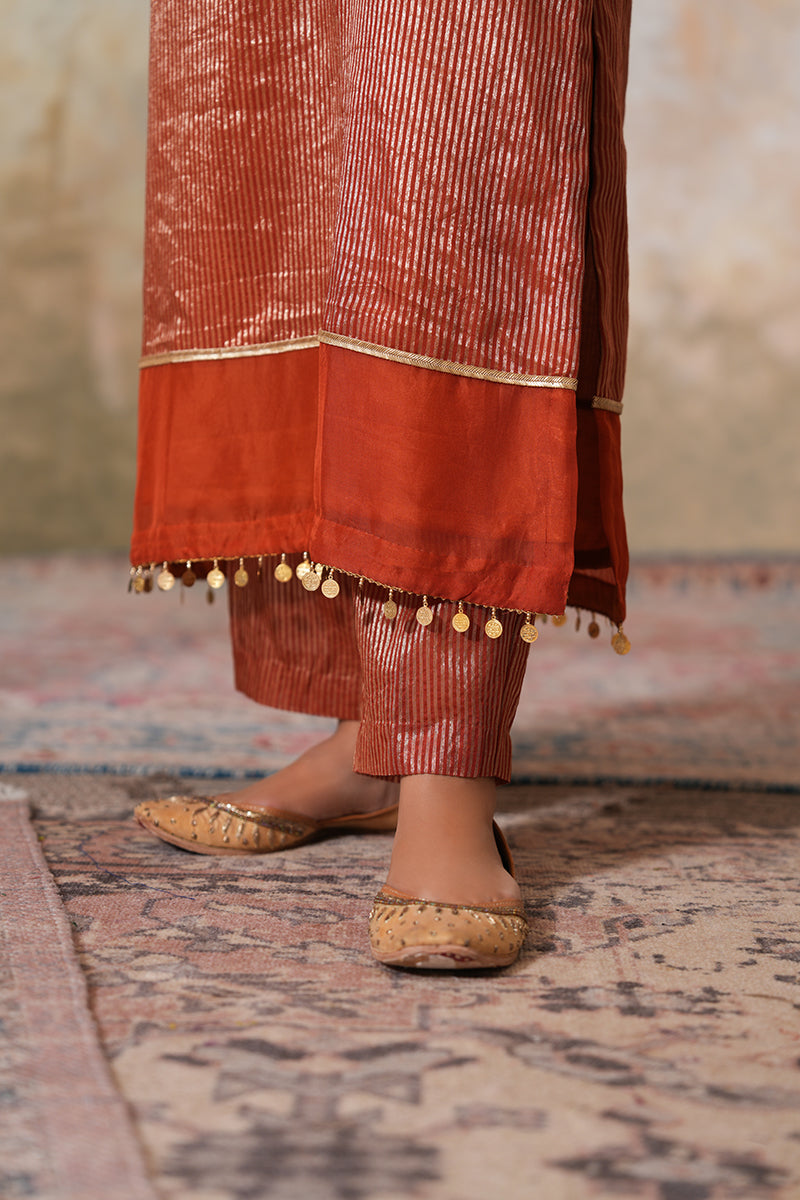 Zangi Gota Kurta Set With Dupatta