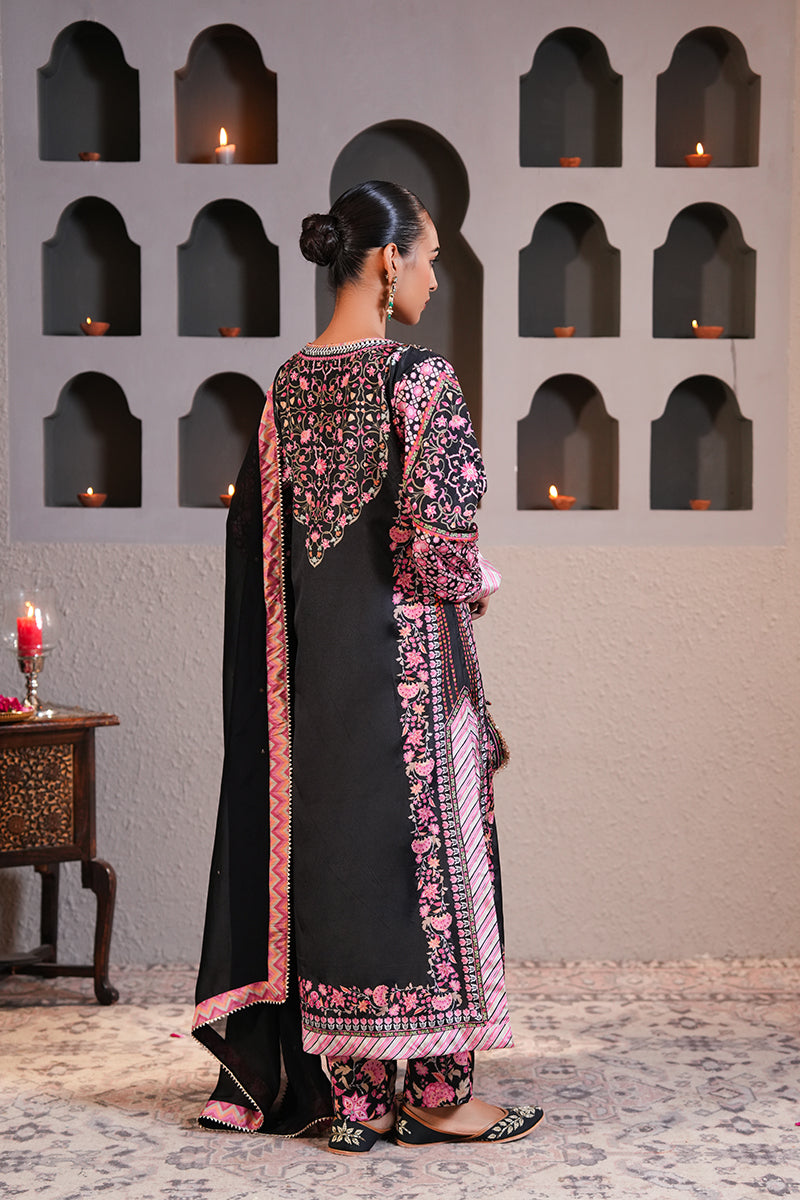 Khwaab Gulabi Kurta Set With Dupatta