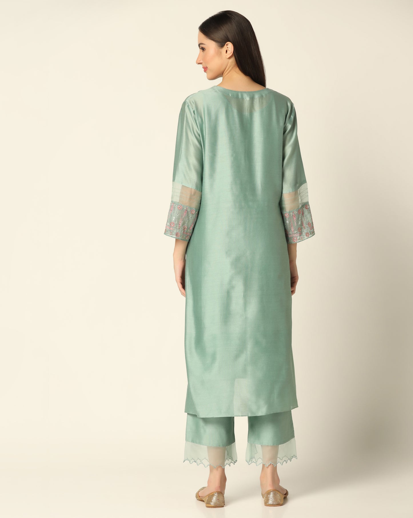 Noor Nine