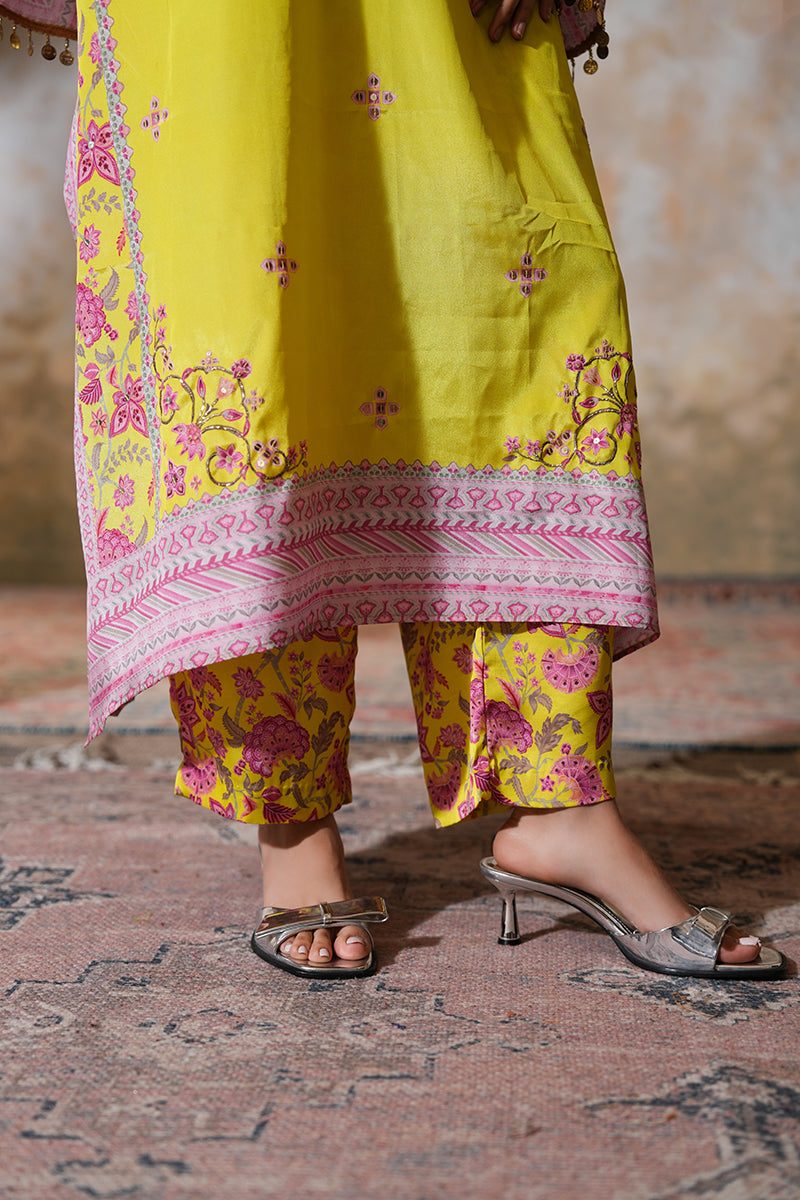 Nargis Naayab Kaftan Set