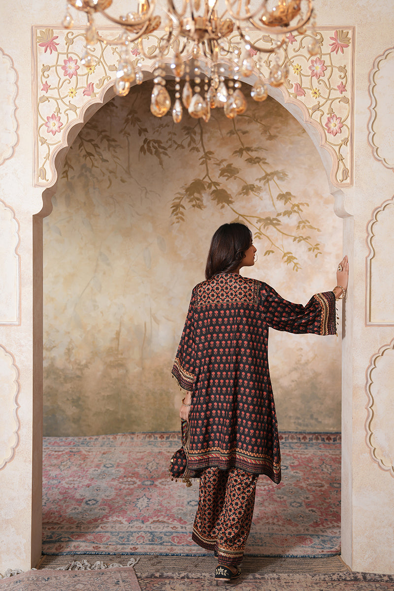 Siyah Sitara Kurta