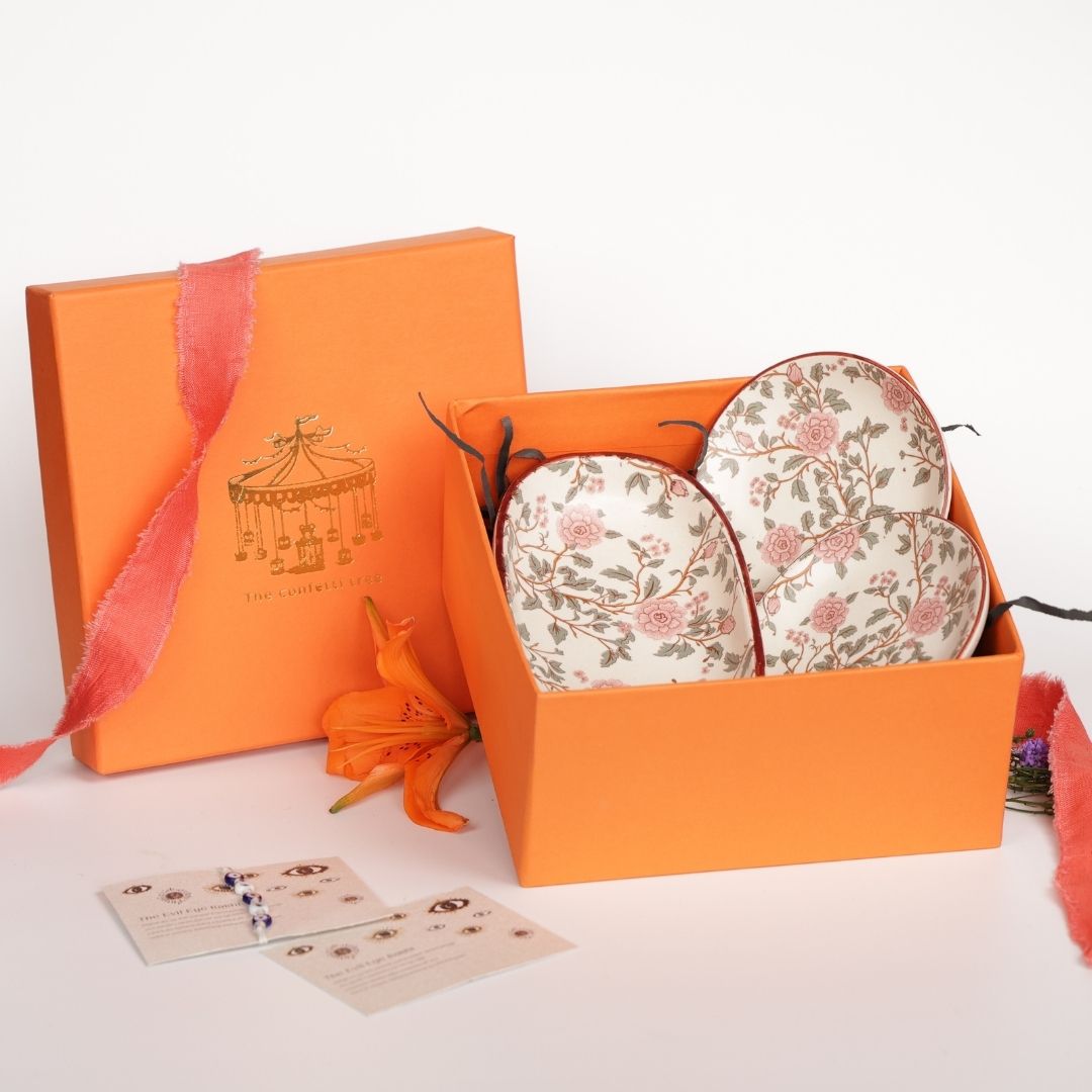 Phoolon ka Rang Rakhi box