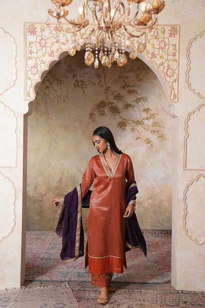 Zangi Gota Kurta Set With Dupatta