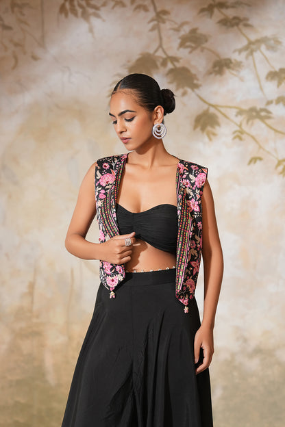 Kiara Bageecha Sharara Set