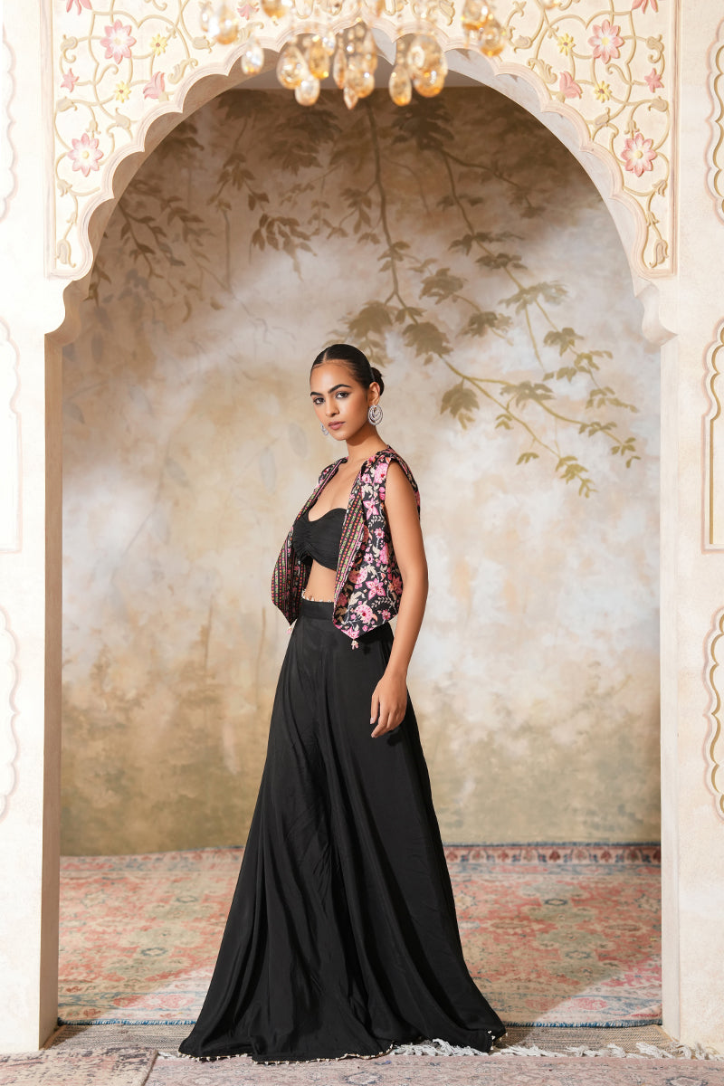 Kiara Bageecha Sharara Set