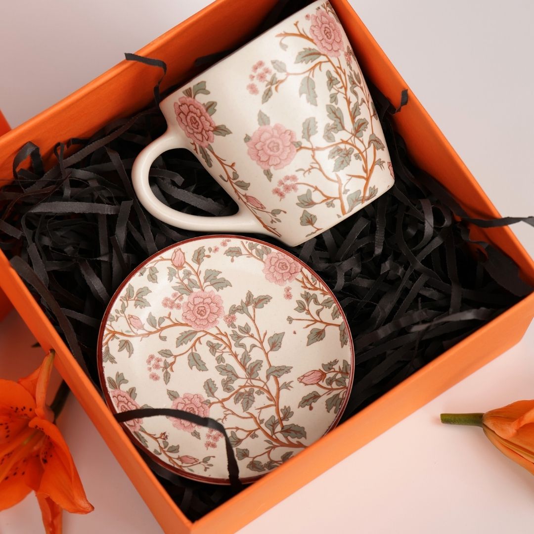 The floral set rakhi box