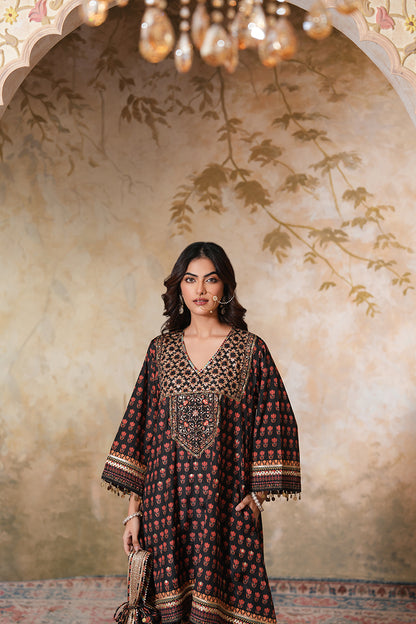 Siyah Sitara Kurta