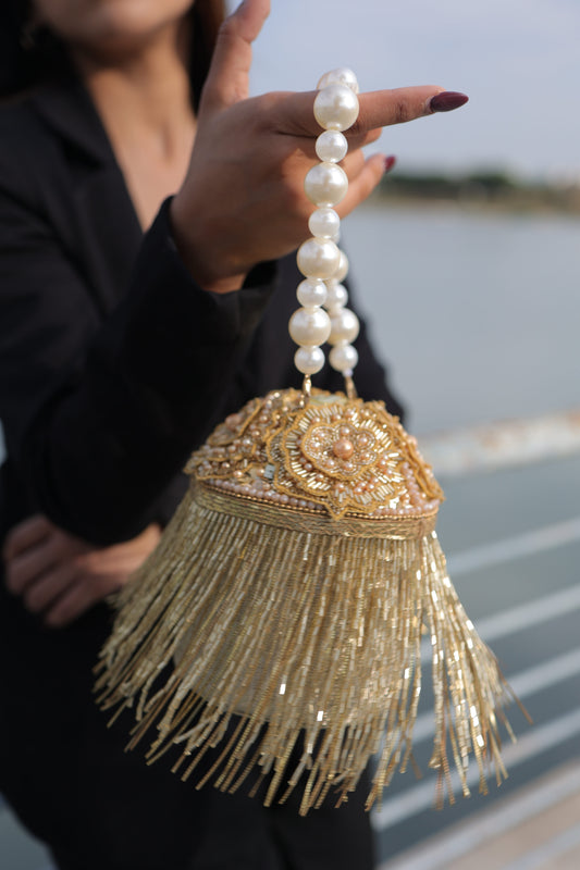 Swirl Bucket Bag
