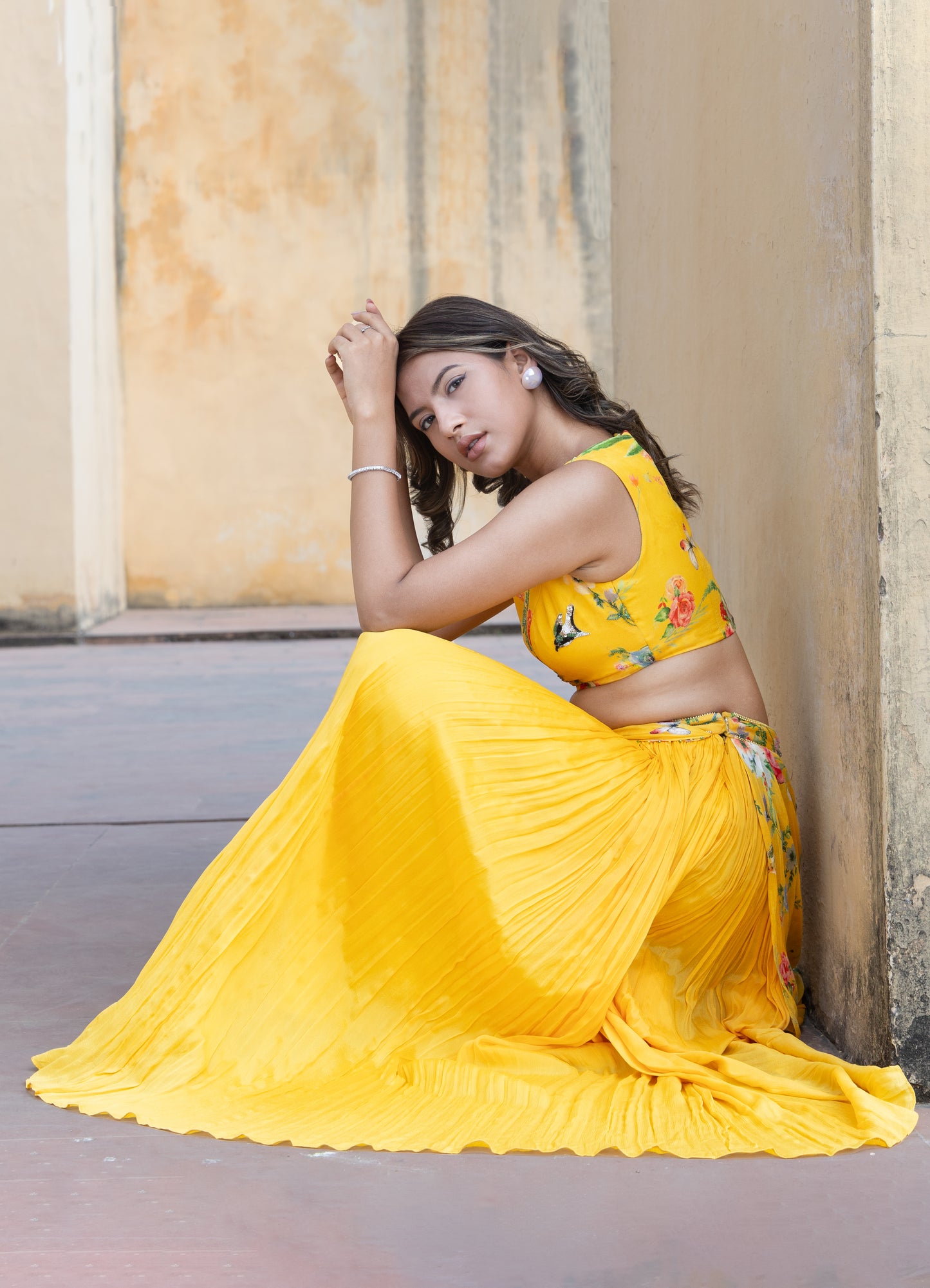 Flared drapped skirt with printed blouse