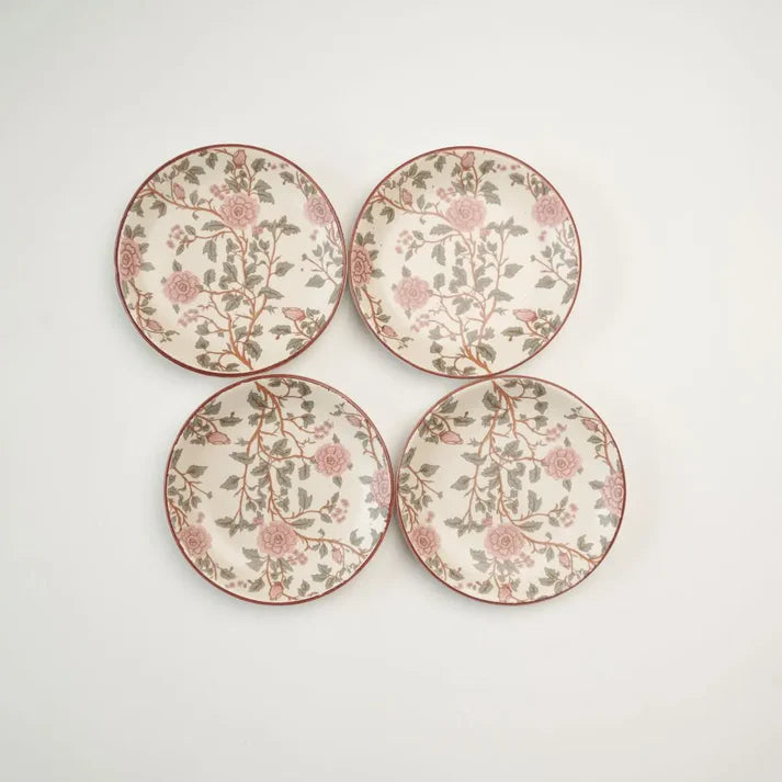 Dreamy floral teaplate
