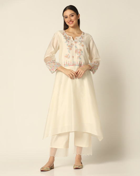 Noor Seven 