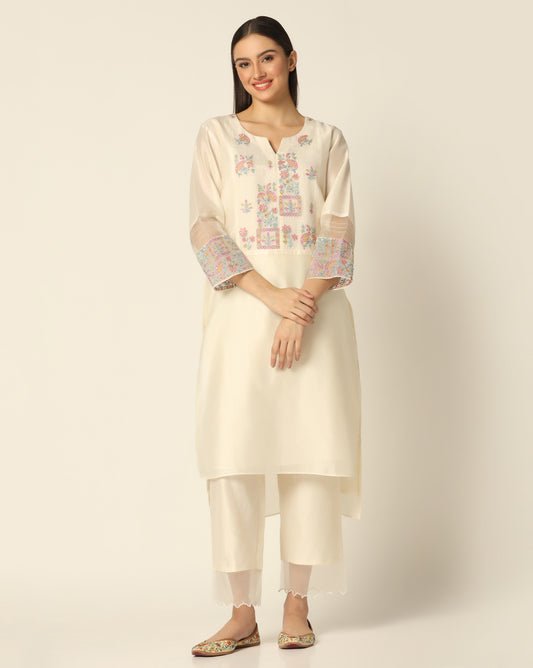 Noor Six 