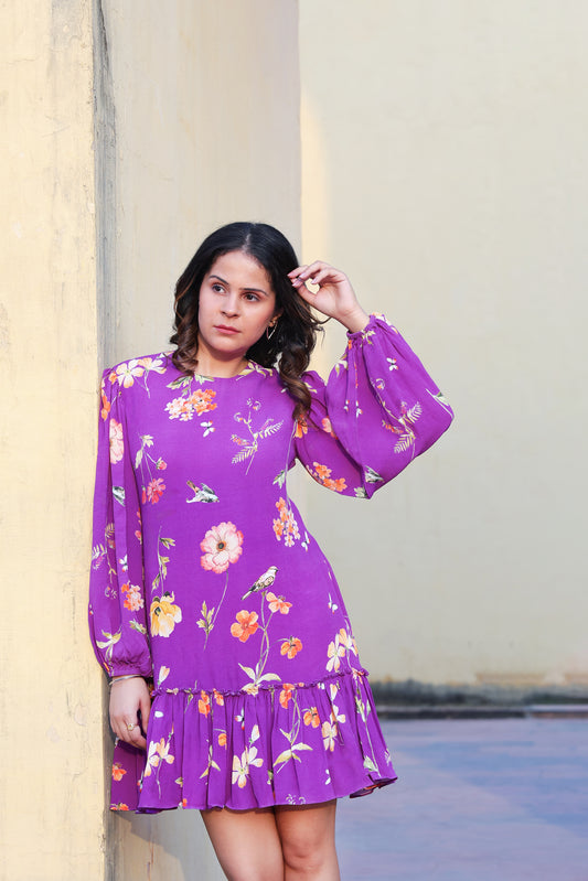 Tiered Short Dress with Flounce Sleeves 